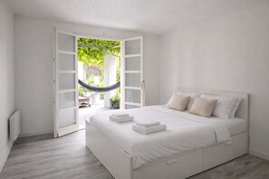 Room - Maison 6 pers entièrement climatisée à proximité de St -Tropez (GASSIN)