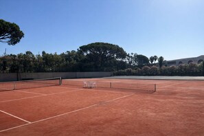Sports court - Maison 6 pers entièrement climatisée à proximité de St -Tropez (GASSIN)