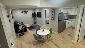 Habitación, 2 habitaciones, para fumadores | Interior