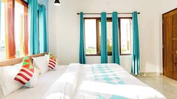 Ropa de cama hipoalergénica, escritorio y sistema de insonorización