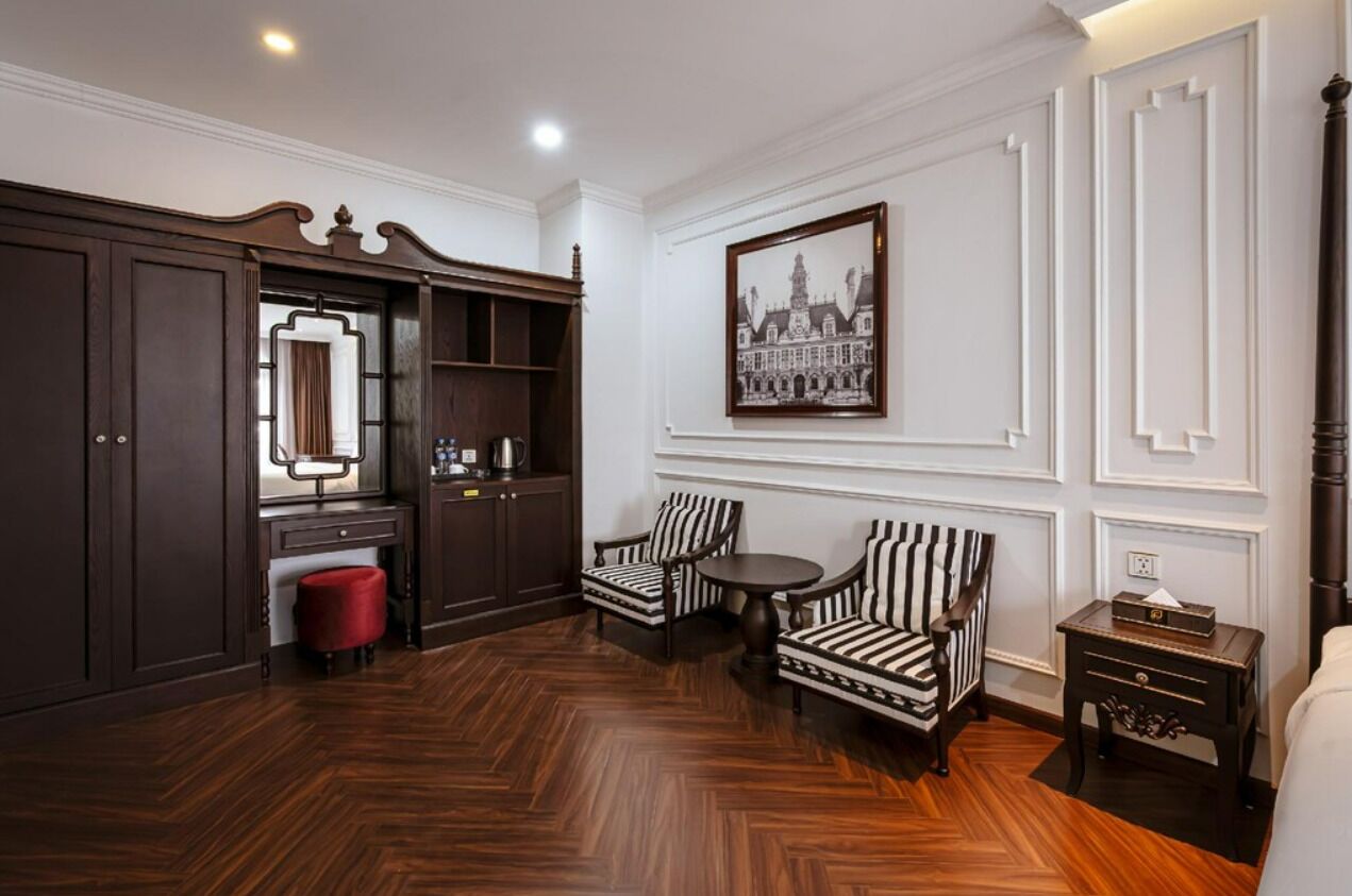 Executive Suite, City View | Interior