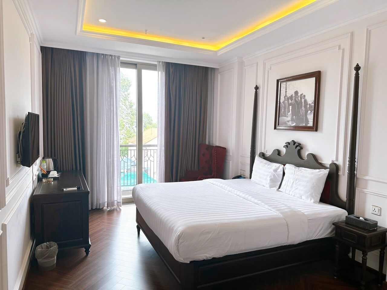Phòng đôi Deluxe, ban công, quang cảnh thành phố | Bàn 