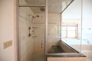 Hair dryer - Peaceful house with 5 bedrooms & pool (North Haven)