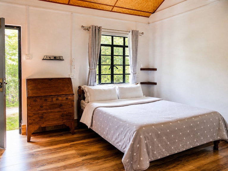 Cozy Kalimpong Studio Stay W/breakfast By Homeyhuts - Sikkim