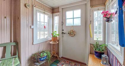2 bedroom lovely home in Visseltofta