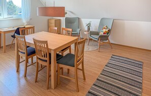 Dining - 3 bedroom beautiful home in Klintehamn (Klintehamn)