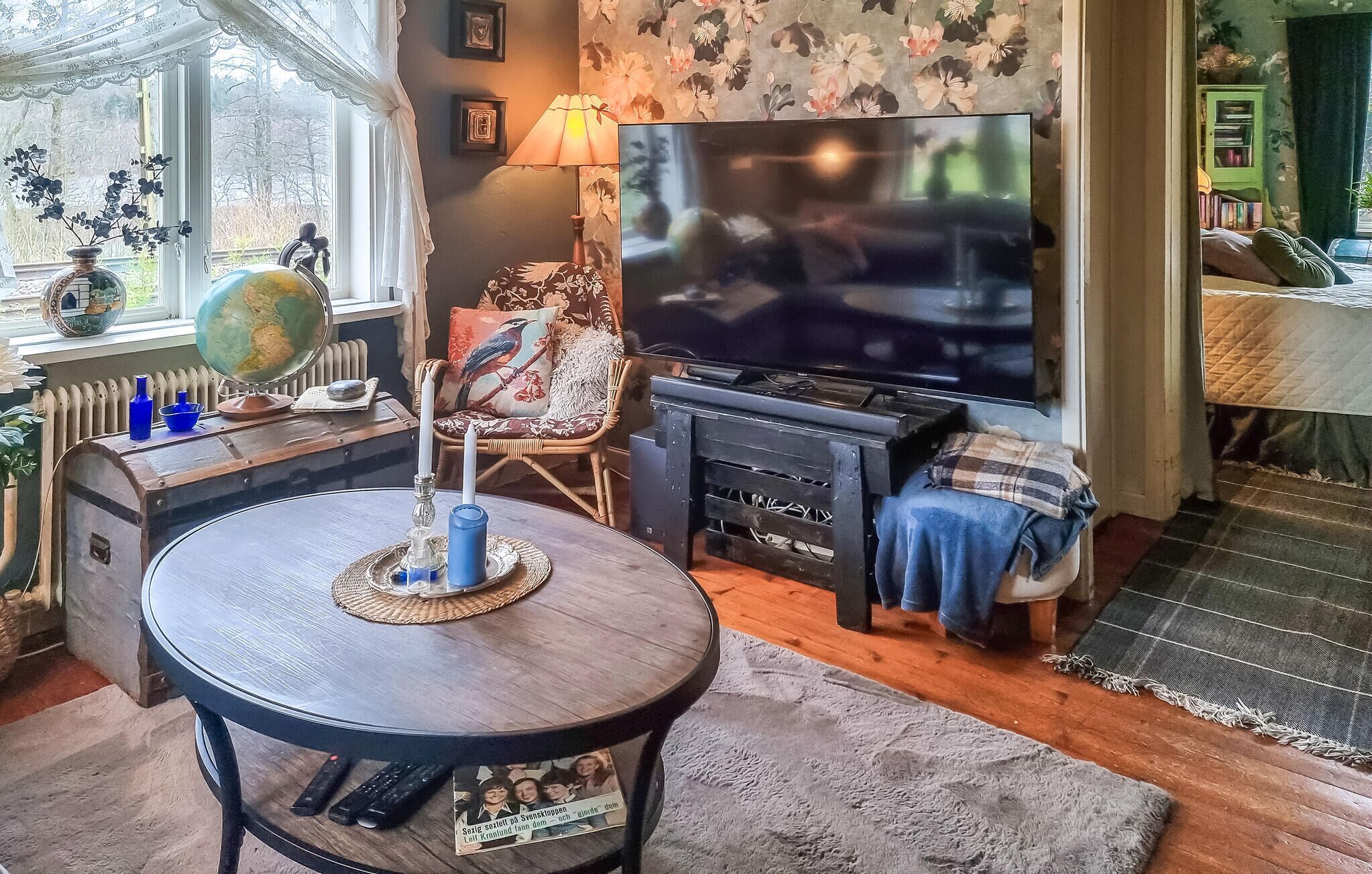 TV