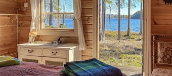 Superbe maison à Grythyttan avec vue sur le lac
