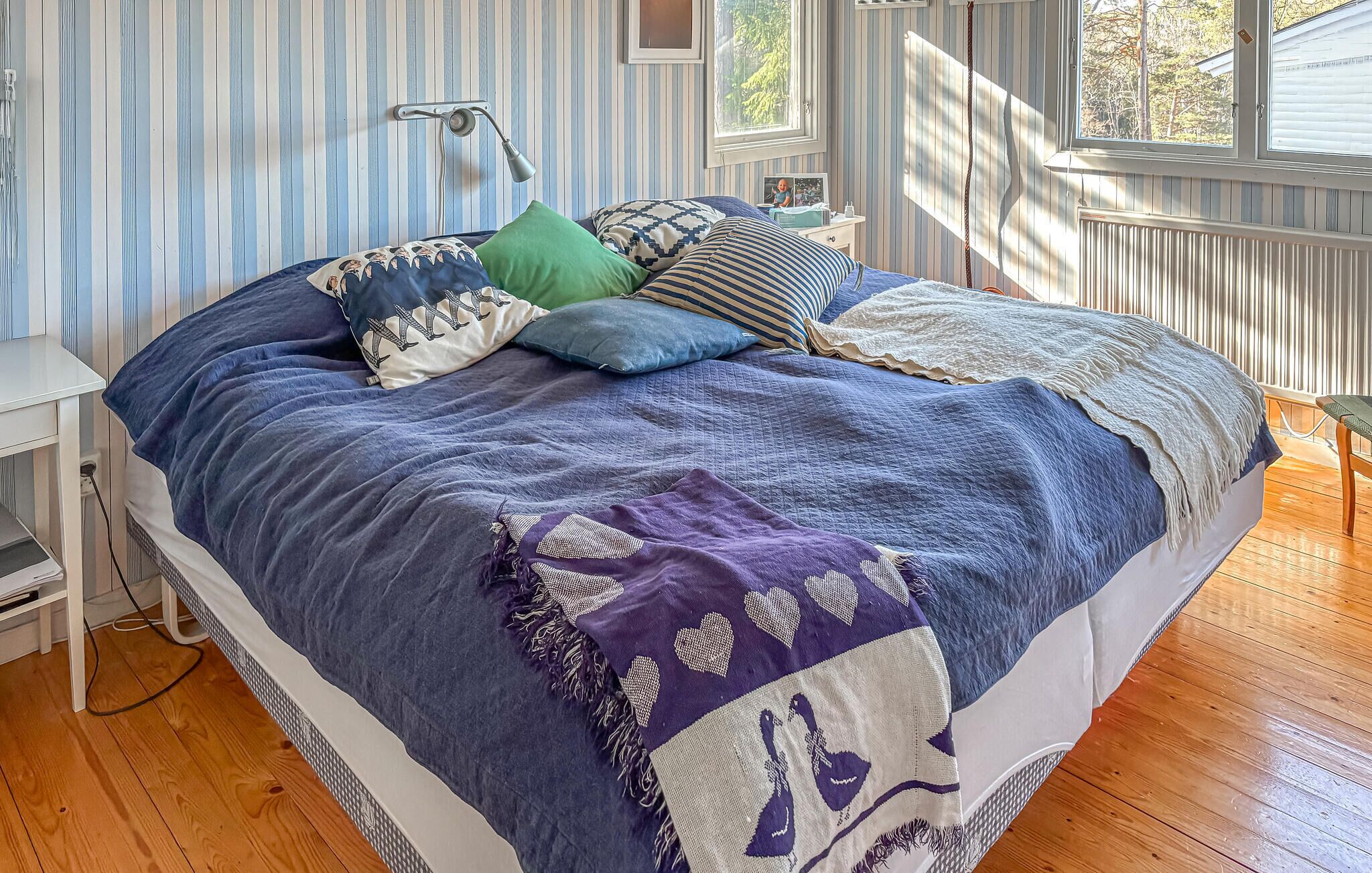4 bedrooms, free WiFi