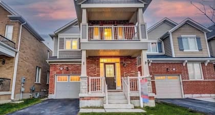 Spacious, Private & Independent Stay in Milton