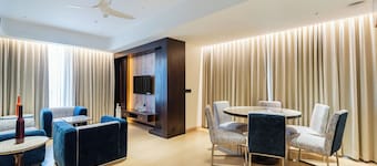 Akaya Elegance