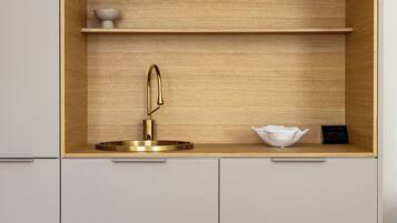 Deluxe-Apartment, Stadtblick | Innenbereich