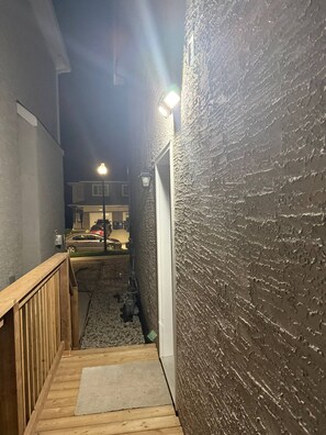 Room, 1 Bedroom, Smoking | Exterior detail - Room-haven in the Prairies 1BR B (Winnipeg)