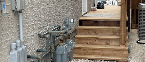 Room, 1 Bedroom, Smoking | Property grounds