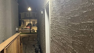 Room, 1 Bedroom, Smoking | Exterior detail