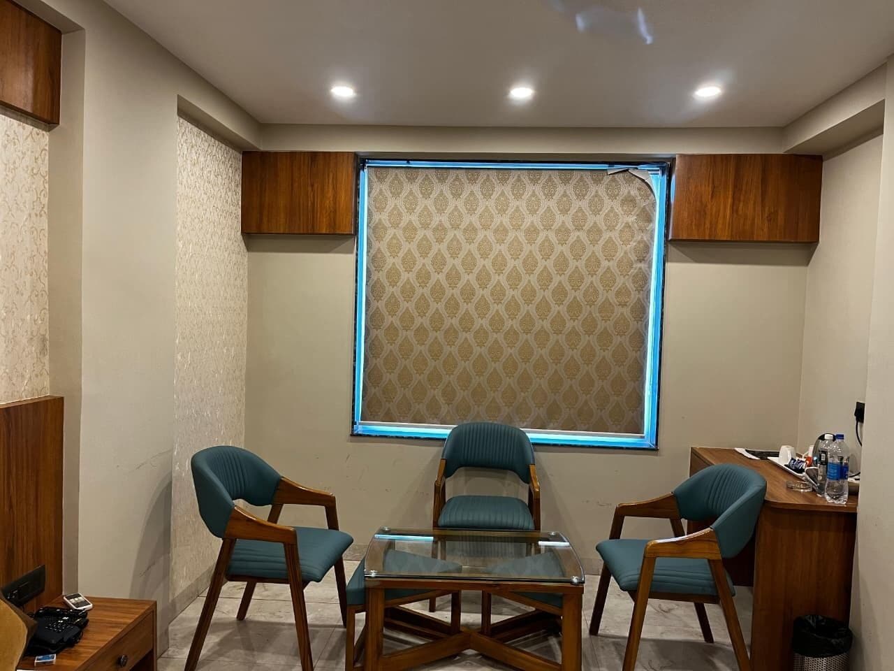 Deluxe Double Room, City View | Interior
