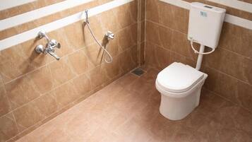 Shower, free toiletries, towels, soap