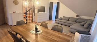 GalleryLoft Wintertime Lake Thun&Mountainview