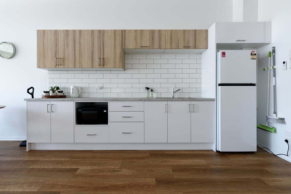 Refrigerador, microondas y tostadora 