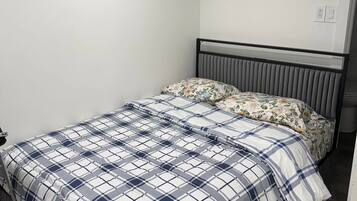 Room, 1 Bedroom, Smoking | 1 bedroom