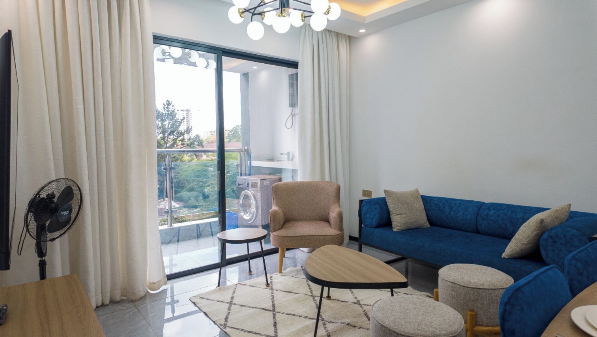 Deluxe Apartment | Living area