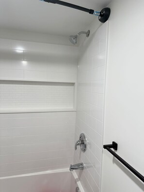 Room, 2 Bedrooms, Smoking | Bathroom
