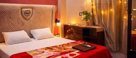 Free WiFi, bed sheets