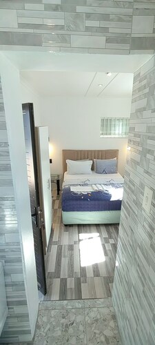 Neo & Ruks Guest House Parow