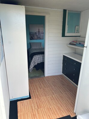1 chambre, accès au Wi-Fi (inclus), literie fournie