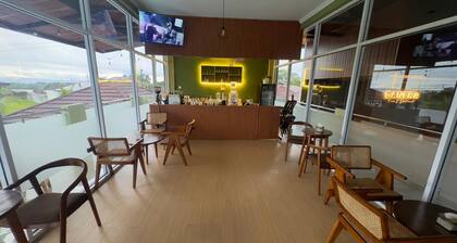 Gorgeous 3-bedroom villa in cool Wonosobo for relaxing stays
