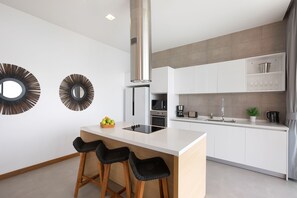 In-room safe, iron/ironing board, free cribs/infant beds, free WiFi - Villa Fanta Sea (Koh Samui)