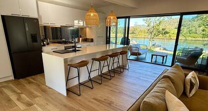 Luxury Riverfront Retreat with Private Boat Ramp - Sleeps 10