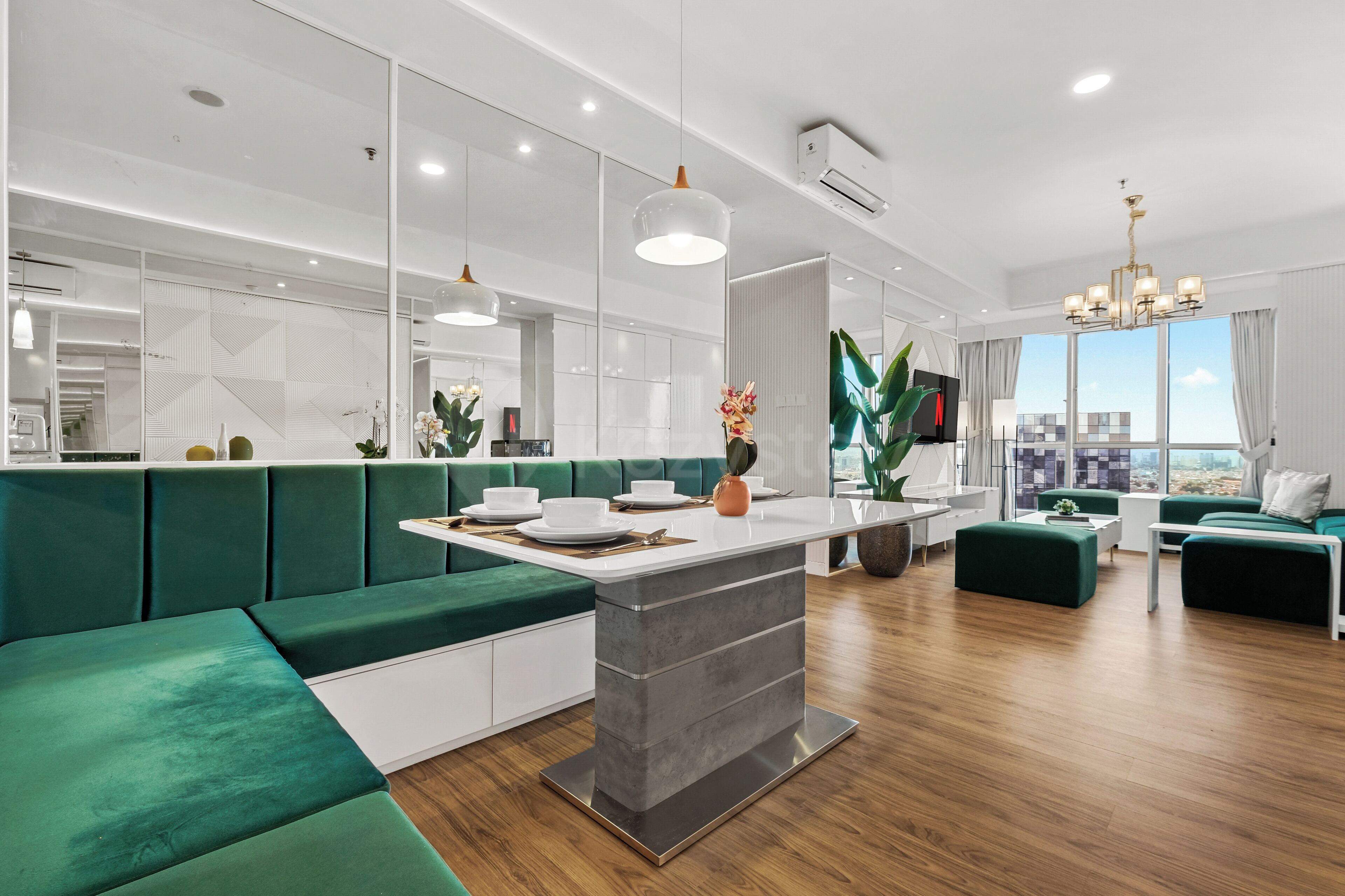 Apartment, 3 Bedrooms, City View | Dining room