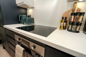 Fridge, microwave, electric kettle, toaster - Church House by Guestz (Filton)