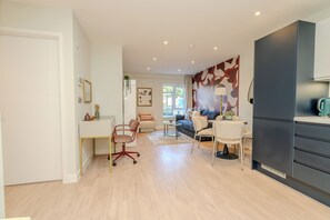 Living area - Church House by Guestz (Filton)