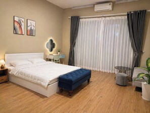 6 habitaciones, tabla de planchar con plancha y wifi gratis 