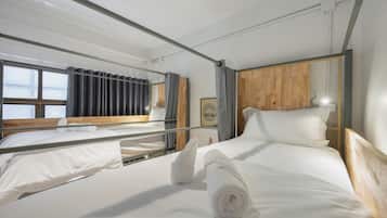 Superior Quadruple Room | Blackout curtains, free WiFi, bed sheets