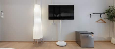 Family Room, Non Smoking | Room amenity