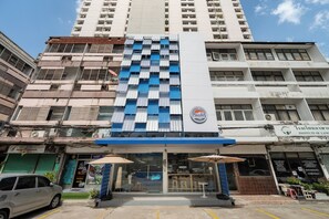 Front of property - Austin Boutique Stay Pratunam (Bangkok)
