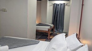 1 Schlafzimmer, Bügeleisen/Bügelbrett, Internetzugang, Bettwäsche