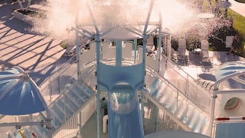 Outdoor pool, open 8:00 AM to 10:00 PM, free pool cabanas