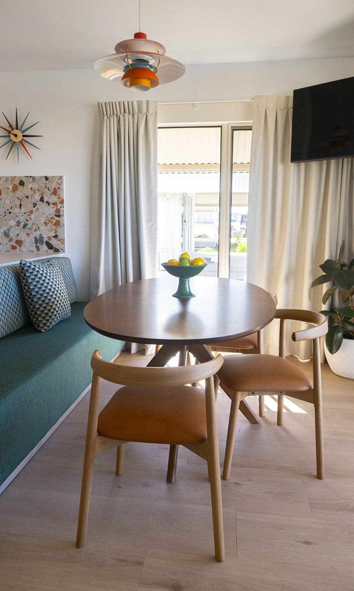 Villa Deluxe - 3 sovrum - utsikt mot resort | Arbetsyta för laptop, mörkläggningsgardiner och strykjärn/strykbräda