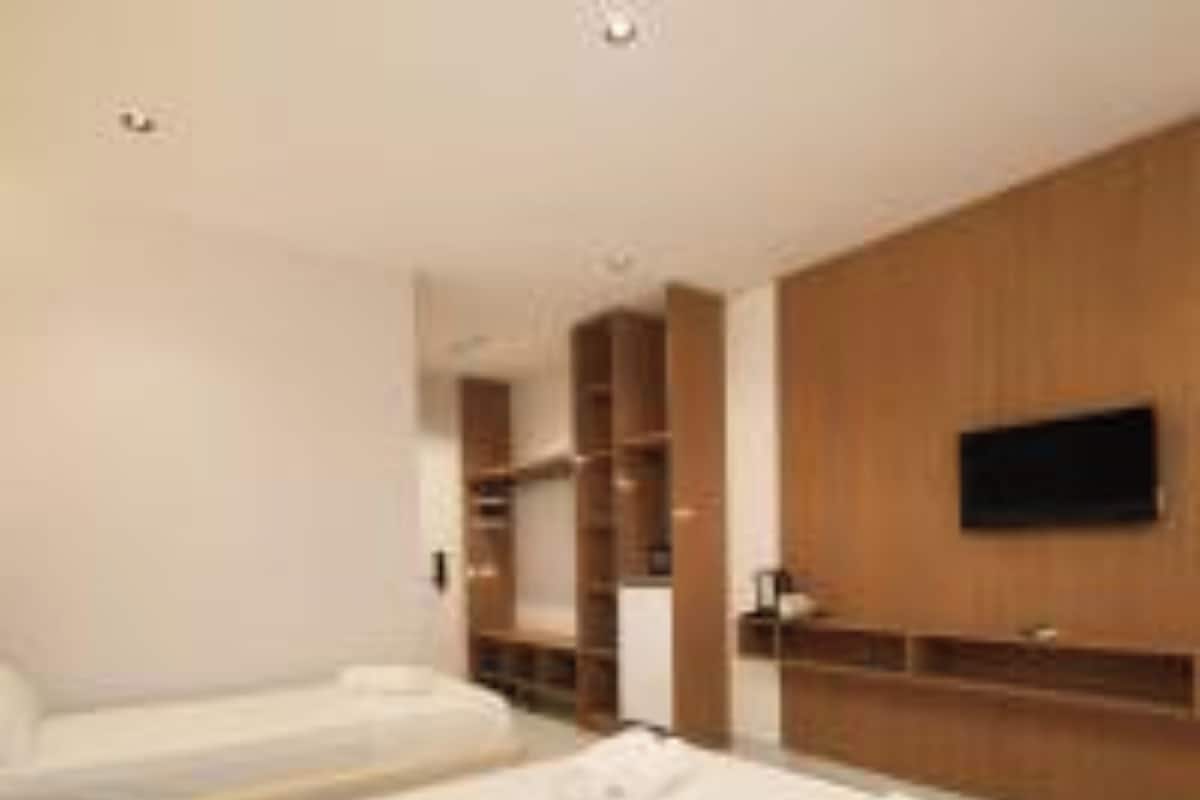 Deluxe Double Room | Free WiFi