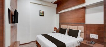 Super Deluxe Twin Roomhotel Navjivan