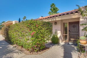 Exterior - 1 Mi to Dtwn Palm Springs! Desert Escape w/ Pool (Palm Springs)