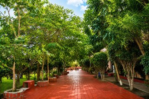 Exterior - Hotel Fun N Food (Dhar)