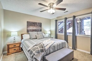 Room - Pool Access! 2-Unit Escape at Pointe Royale Resort (Branson)