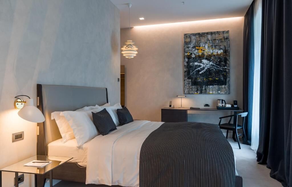 Deluxe Double Room, City View