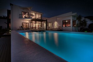 A heated pool - Villa El Erizo • Pool • LVH (Nazaret)