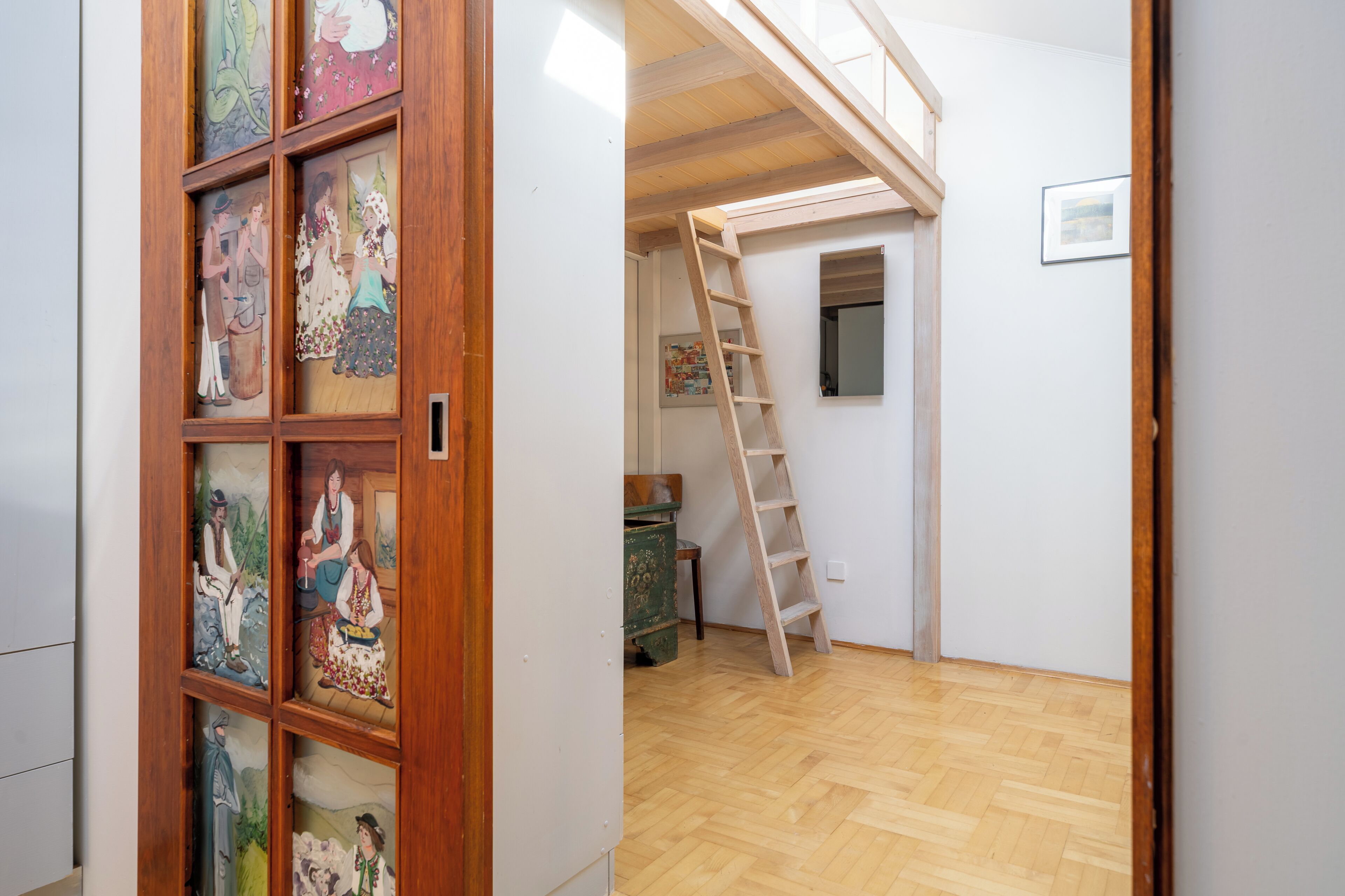Apartment, Balcony, Mountain View | Interior
